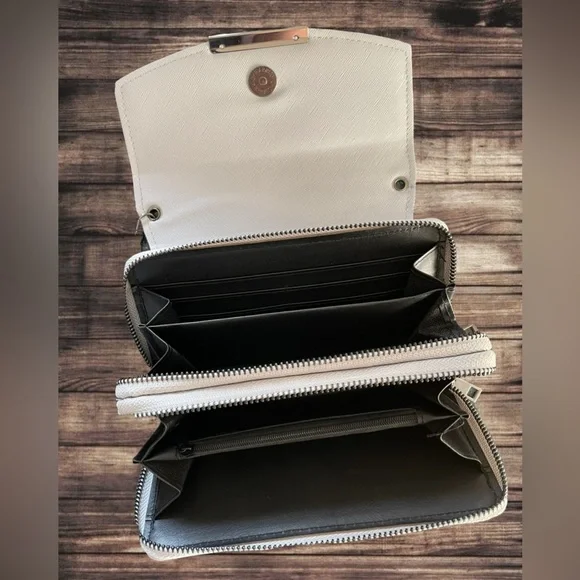 Grey Wallet - Picture 3 of 3